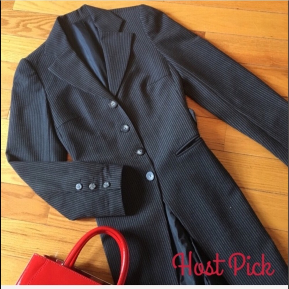 Elegant Black Pinstripe Women's Blazer